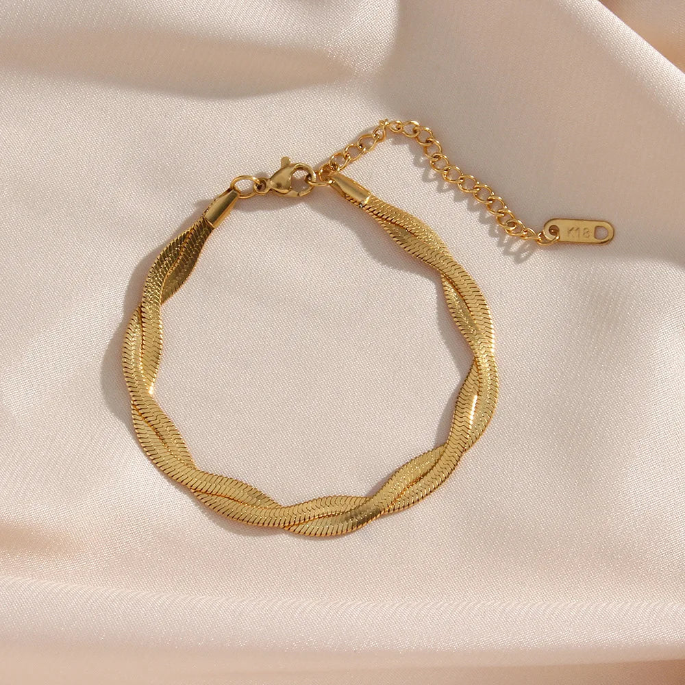 Women’s Gold-Plated Braided Herringbone Necklace & Bracelet Set – Water-Resistant Jewelry