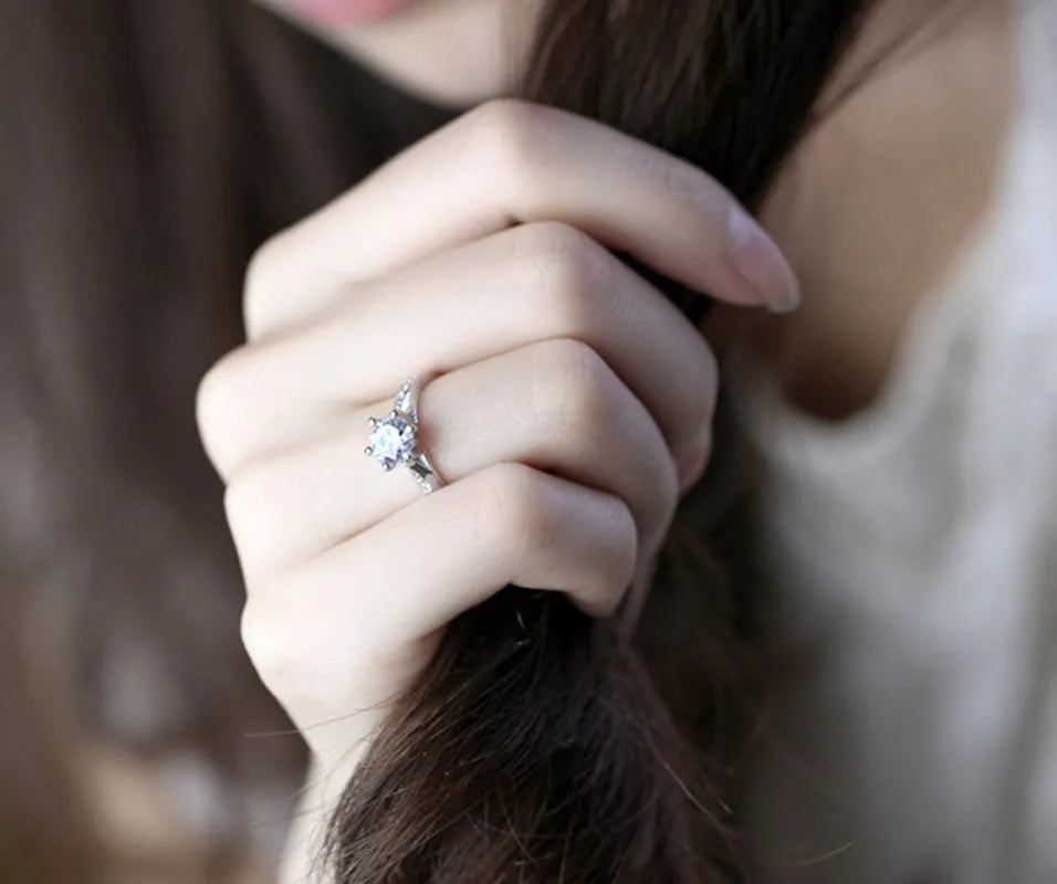Luxury 925 Sterling Silver Six-Prong Solitaire Ring for Women