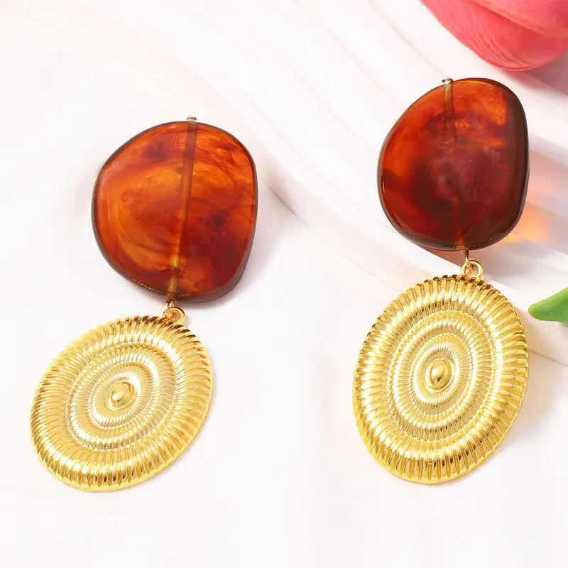 Women’s Irregular Geometric Resin Drop Earrings – Vintage Shell-Inspired Statement Jewelry