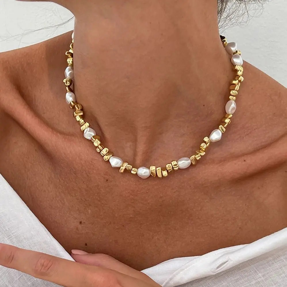 Women’s Pearl Choker Necklace – Gold-Tone Beaded Collar Party Jewelry