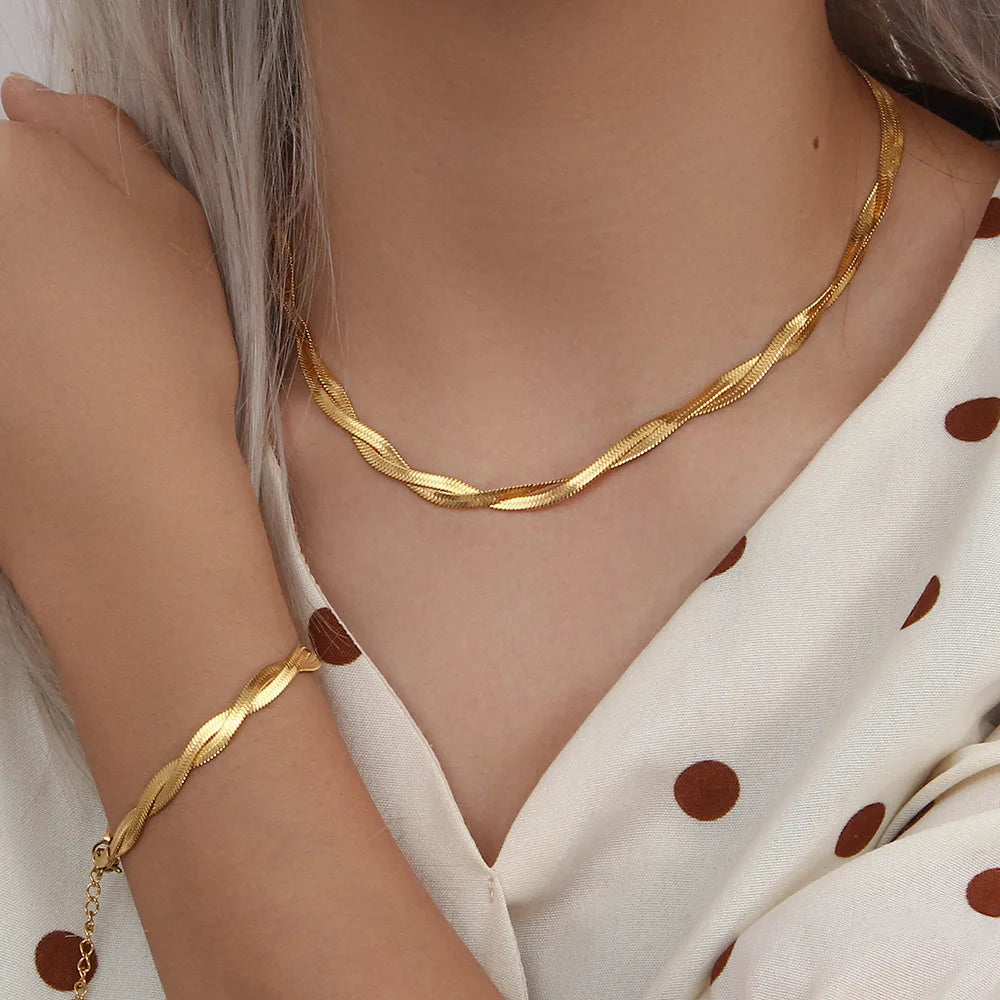 Women’s Gold-Plated Braided Herringbone Necklace & Bracelet Set – Water-Resistant Jewelry
