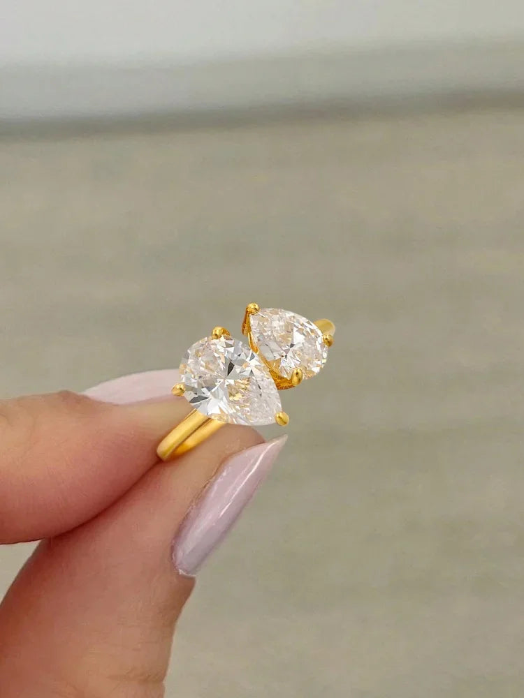 Women’s 925 Sterling Silver Interwoven Water Drop Ring – Sparkling Pear-Cut Wedding Jewelry