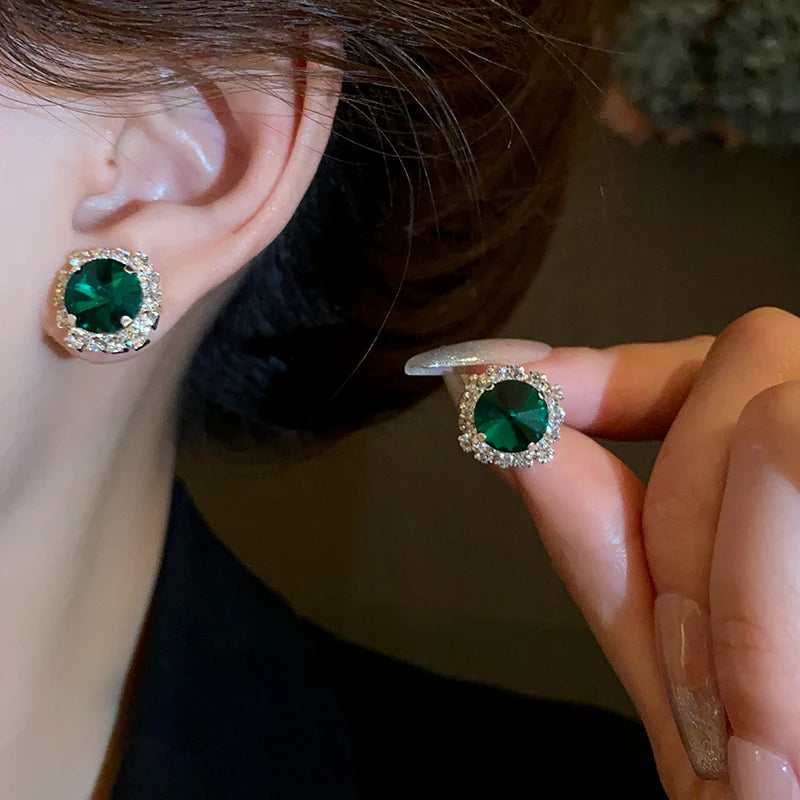 Women’s Luxury Green Crystal Choker Necklace & Stud Earrings Set – Wedding and Banquet Jewelry