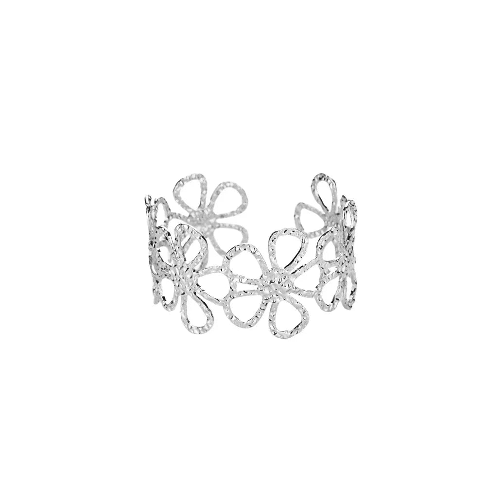 English: Luxury Textured Open Cuff Bracelet – Gold Tone