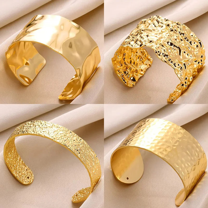 English: Luxury Textured Open Cuff Bracelet – Gold Tone