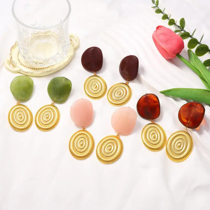Women’s Irregular Geometric Resin Drop Earrings – Vintage Shell-Inspired Statement Jewelry