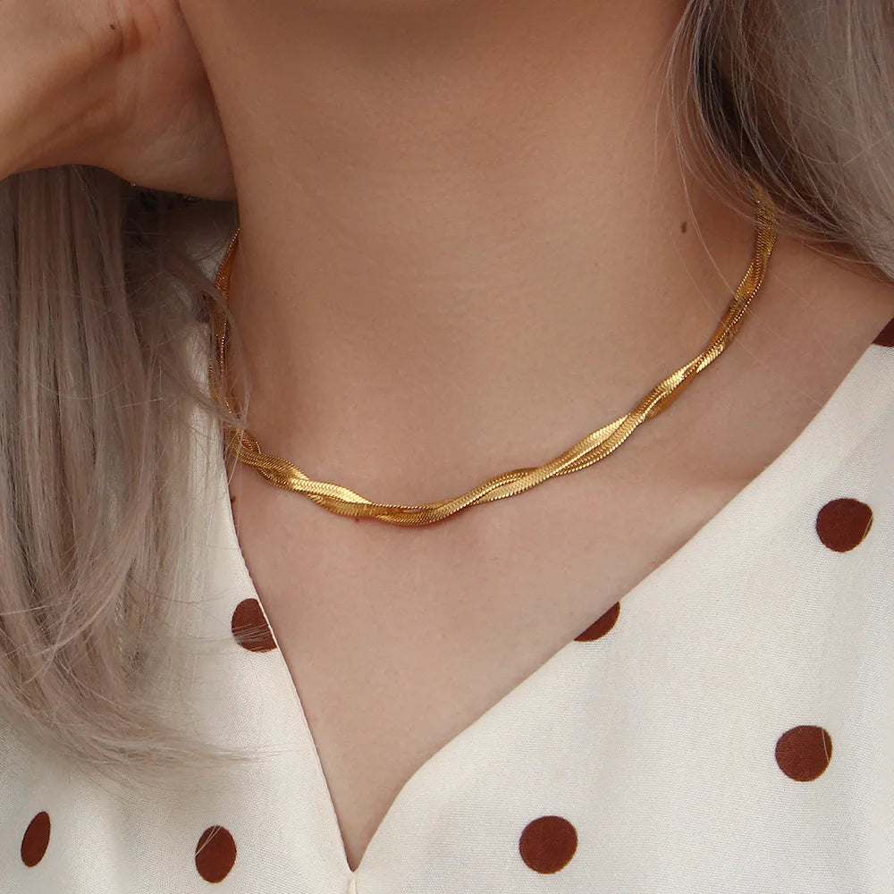 Women’s Gold-Plated Braided Herringbone Necklace & Bracelet Set – Water-Resistant Jewelry