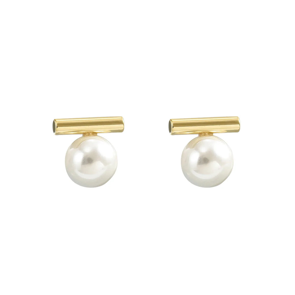 Women’s Pearl Stud Earrings – Elegant Gold-Tone Fashion Jewelry