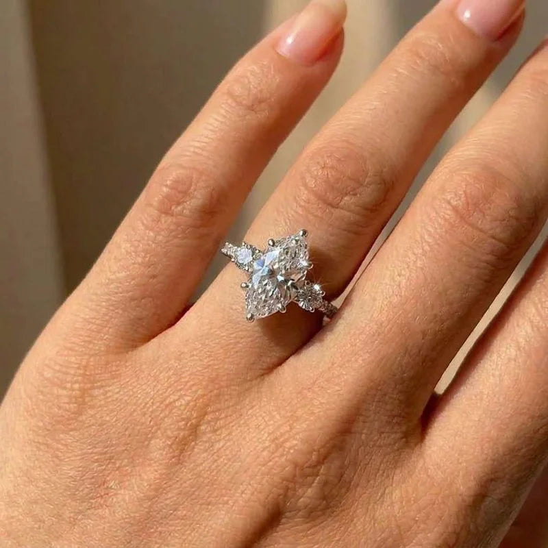 Women’s 925 Sterling Silver Marquise-Cut Zirconia Ring – Elegant Wedding Jewelry