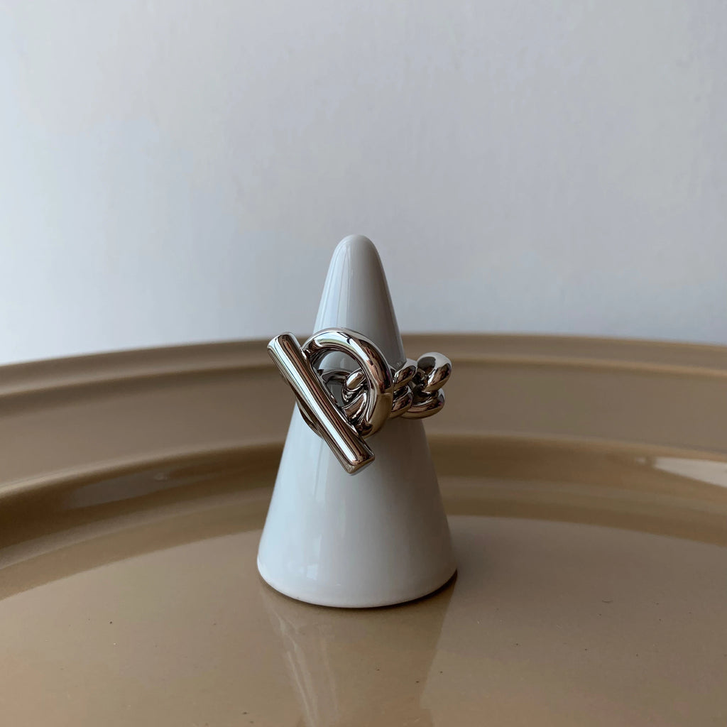 Women’s Twisted Toggle Ring – Geometric Open Circle Minimalist Statement Jewelry