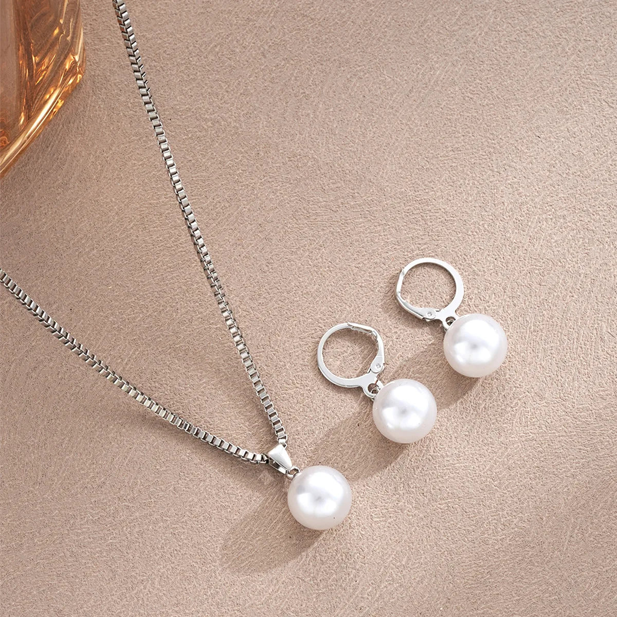 Elegant Pearl Heart Jewelry Set – Necklace & Earrings for Women