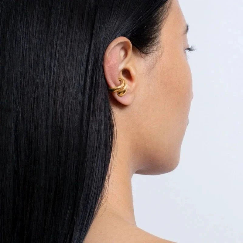 Elegant Gold Ear Cuff for Women – No Piercing Required