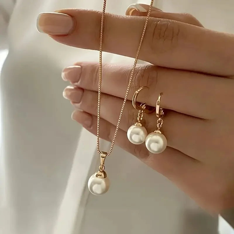 Elegant Pearl Heart Jewelry Set – Necklace & Earrings for Women